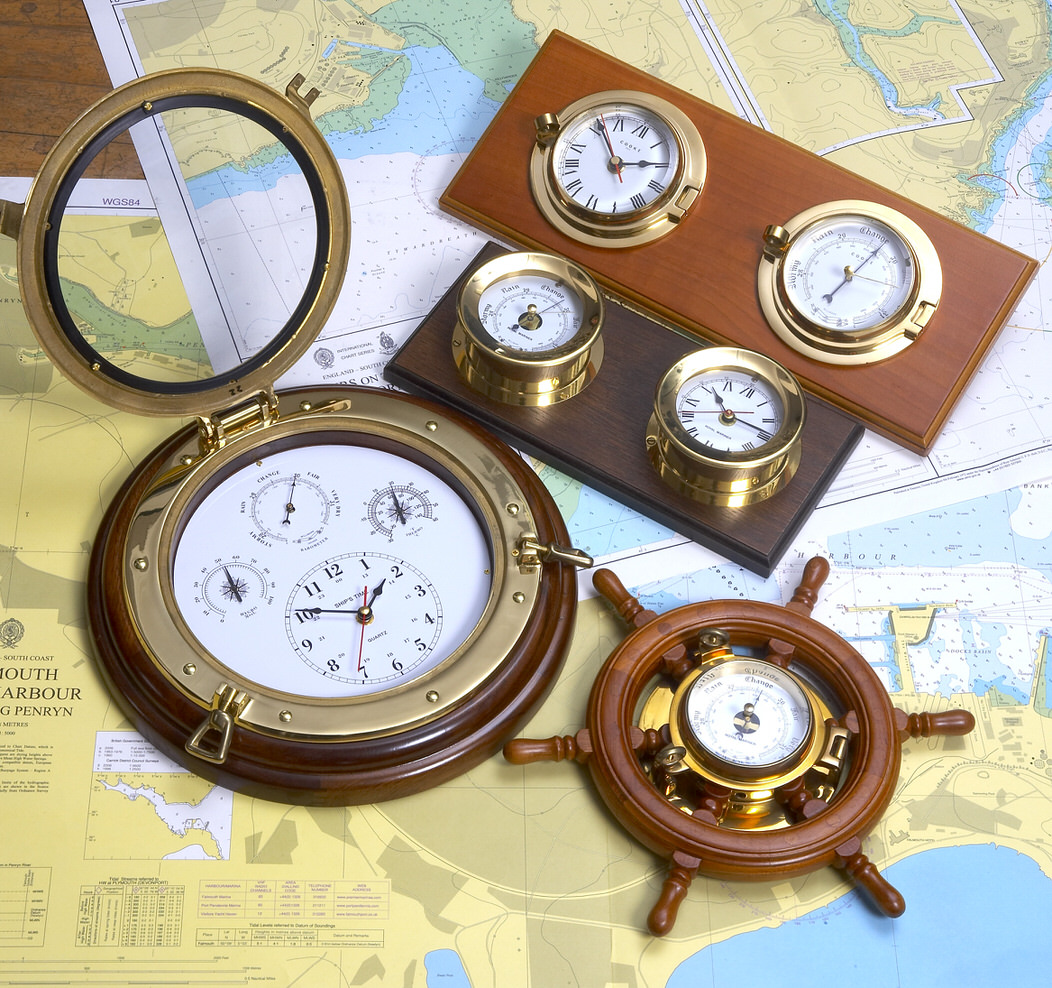 Maritime Outdoor BAROMETER, Wood & Brass Atmospheric Pressure